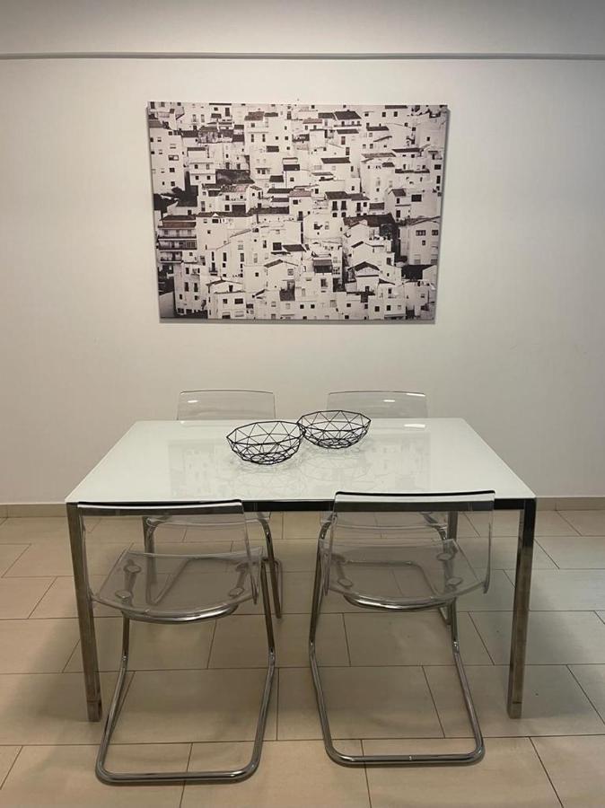 Amazing 2-Bedroom Apartment With Pool!! 利马索尔 外观 照片