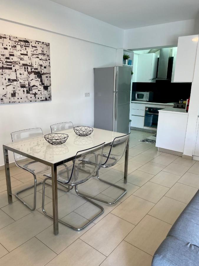 Amazing 2-Bedroom Apartment With Pool!! 利马索尔 外观 照片