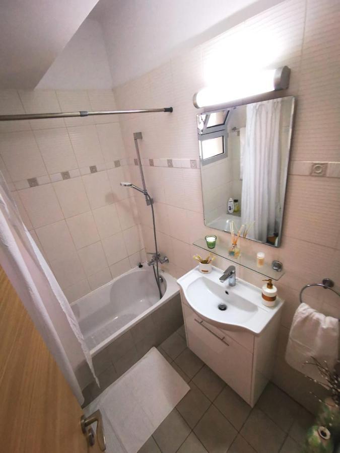 Amazing 2-Bedroom Apartment With Pool!! 利马索尔 外观 照片